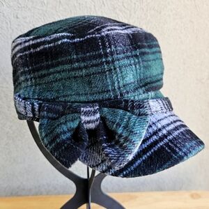 Women's Green Black Flannel Plaid Bow Cadet Cabbie Hat One Size